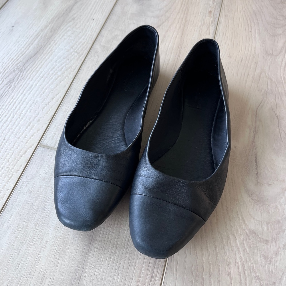 Vagabond Classic Black Leather Ballet Flats